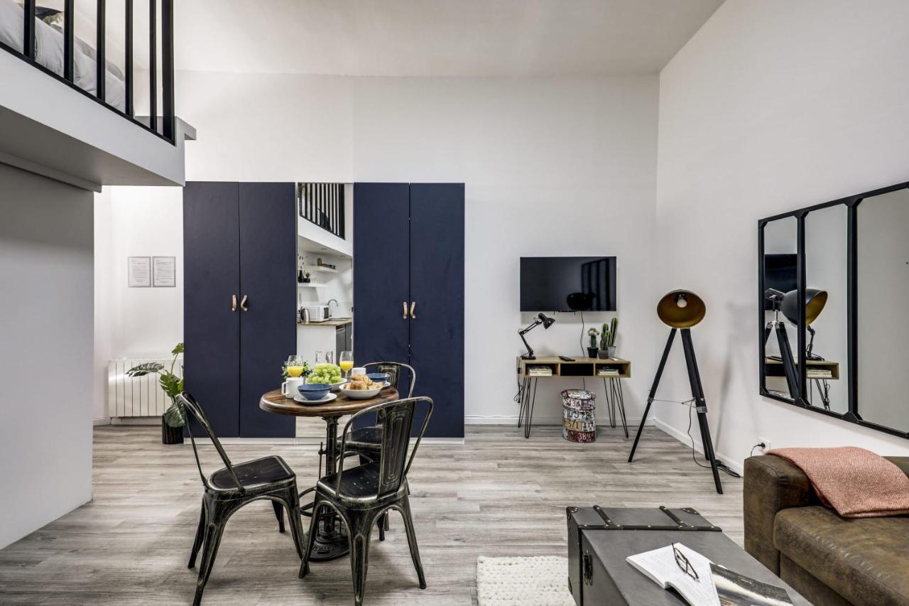Modern French Studio In Paris Διαμέρισμα Εξωτερικό φωτογραφία